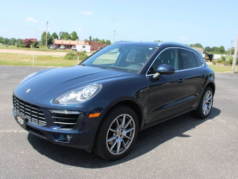 Used 2018 Porsche Macan S AWD/4WD image 4