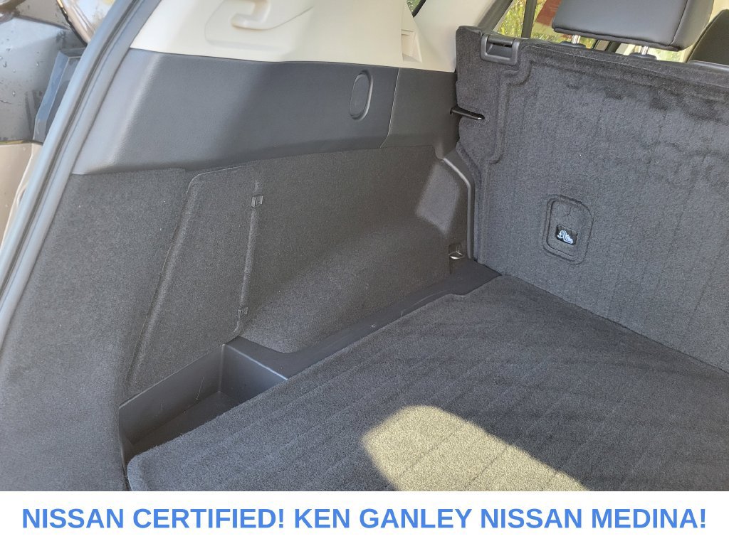 Certified 2024 Nissan Rogue SV w/ SV Premium Package AWD/4WD image 46