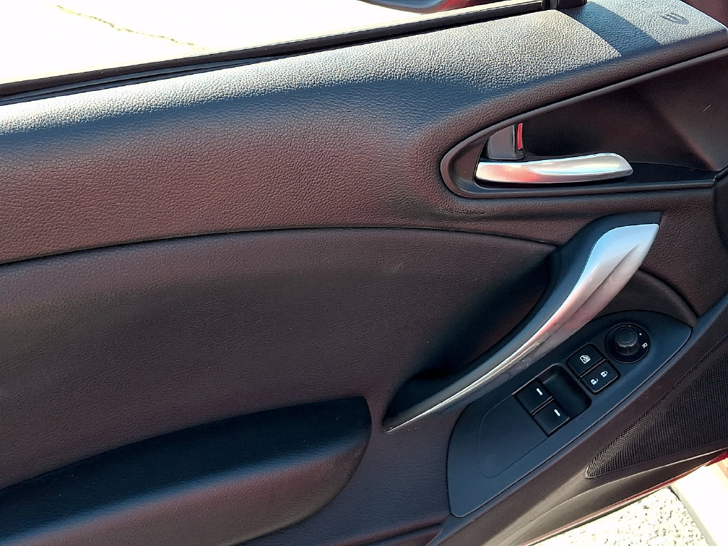 Used 2017 FIAT 124 Spider Abarth RWD image 10