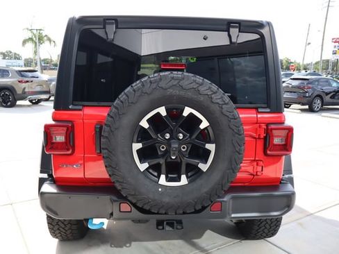 Used 2024 Jeep Wrangler Unlimited Rubicon 4xe AWD/4WD image 5