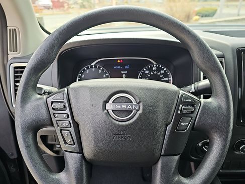 Certified 2024 Nissan Frontier SV image 19