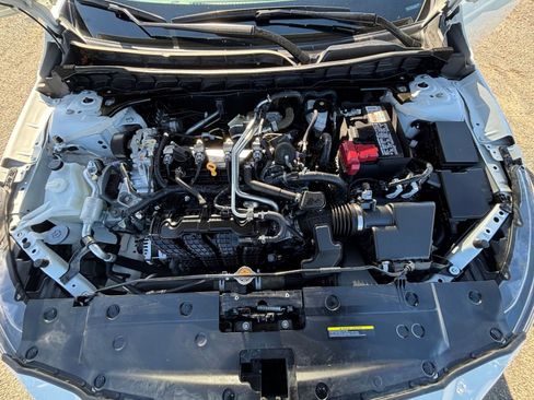 Used 2025 Nissan Altima 2.5 SV FWD image 32