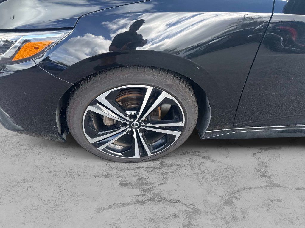 Used 2020 Nissan Sentra SR w/ Premium Package FWD image 12