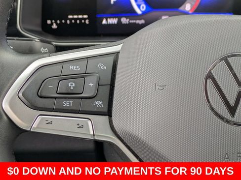 Used 2025 Volkswagen Jetta Sport FWD image 20