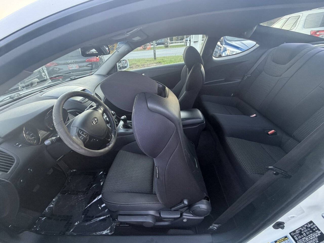 Used 2012 Hyundai Genesis 2.0T RWD image 16