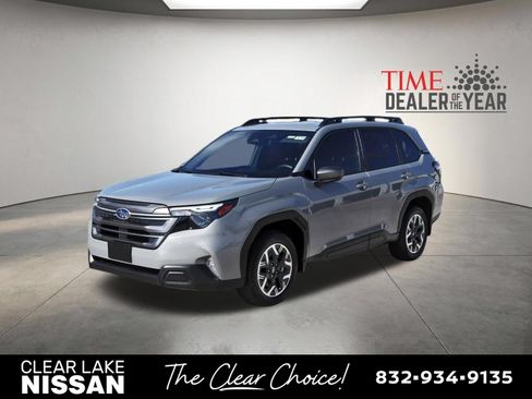 Used 2025 Subaru Forester Premium w/ Convenience Package #1 AWD/4WD image 3