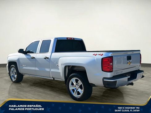 Used 2019 Chevrolet Silverado 1500 Custom w/ Custom Convenience Package AWD/4WD image 4