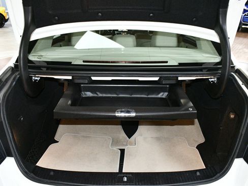 Used 2014 Mercedes-Benz E 350 4MATIC Sedan image 95