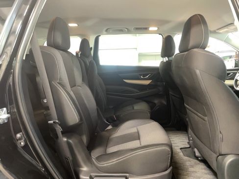 Used 2022 Subaru Ascent Premium w/ Convenience Package image 20