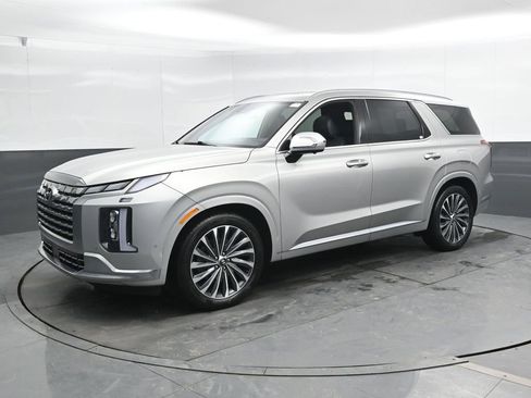 Used 2024 Hyundai Palisade Calligraphy image 7