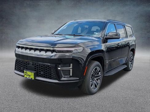 New 2026 Jeep Grand Wagoneer 4WD image 8