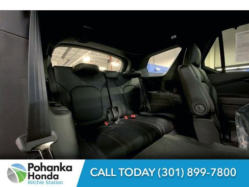 New 2025 Honda Pilot TrailSport image 12