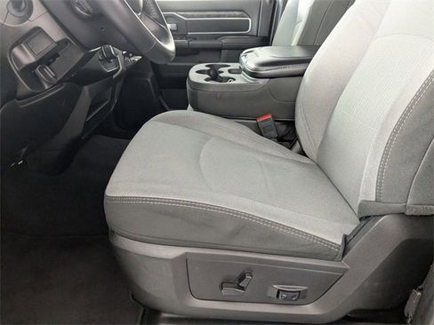 Used 2024 RAM 2500 Big Horn w/ Bed Utility Group image 12