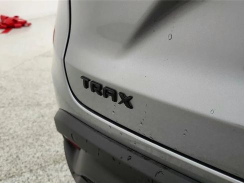 New 2026 Chevrolet Trax LT FWD image 17