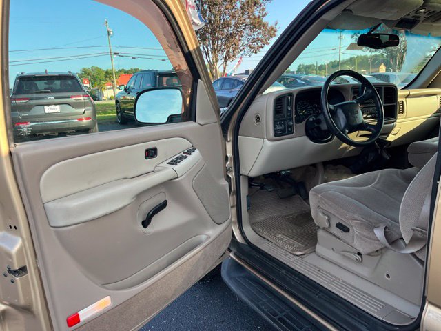 Used 2001 GMC Yukon SLE RWD image 4
