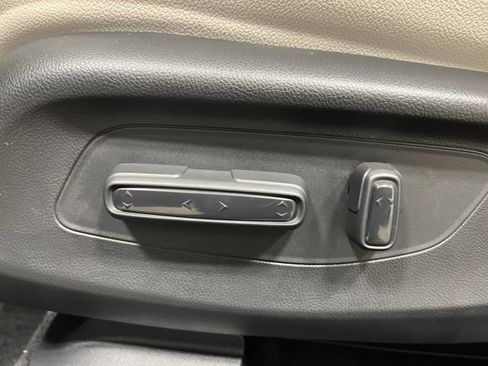 New 2026 Honda HR-V EX-L image 13