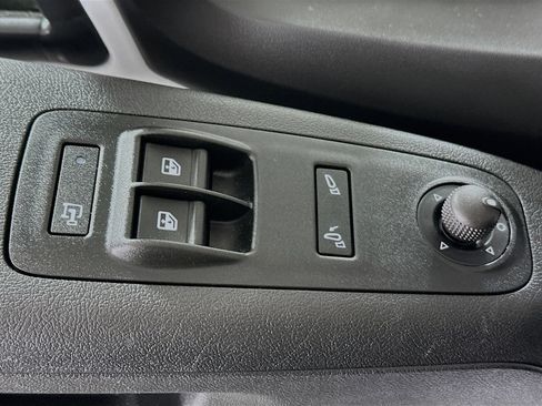 Used 2025 RAM ProMaster 2500 w/ Convenience Group image 14