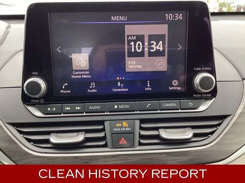 Used 2025 Nissan Altima 2.5 SV FWD image 4