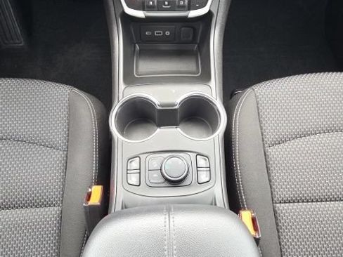 Used 2024 GMC Terrain SLE w/ Driver Convenience Package AWD/4WD image 39