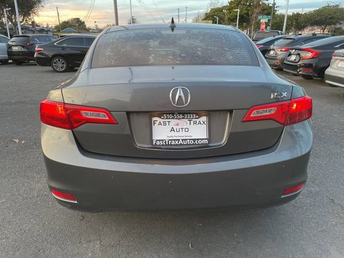 Used 2014 Acura ILX w/ Technology Package image 7