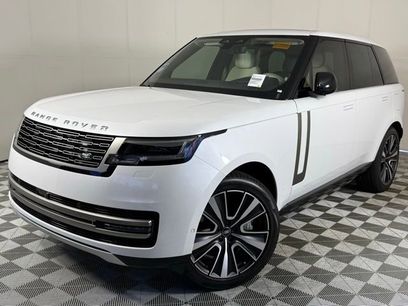 New 2025 Land Rover Range Rover SE