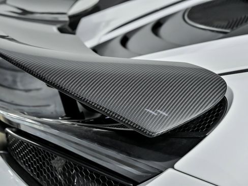 Used 2018 McLaren 720S Performance RWD image 19