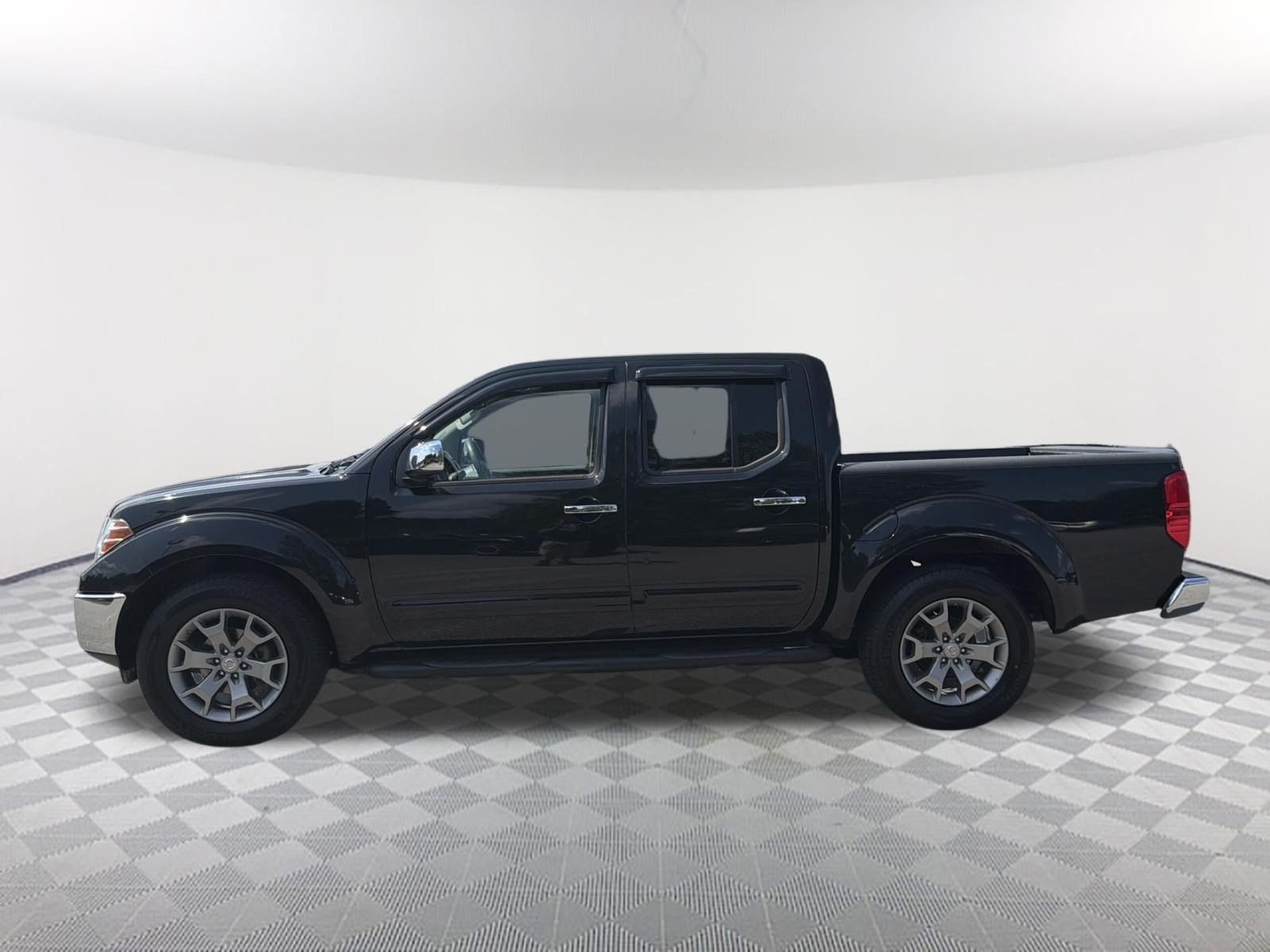 Used 2019 Nissan Frontier SL RWD image 13