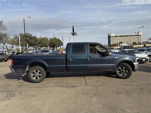 Used 2001 Ford F250 Lariat image 4