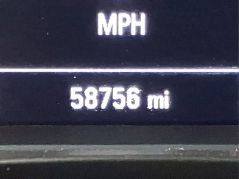 Used 2022 Chevrolet Traverse LS image 32