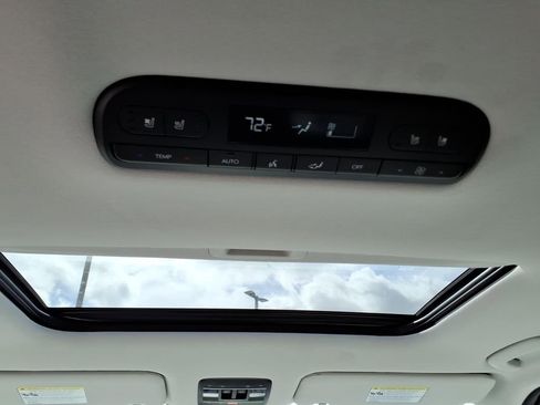 New 2026 Hyundai Palisade Calligraphy FWD image 14