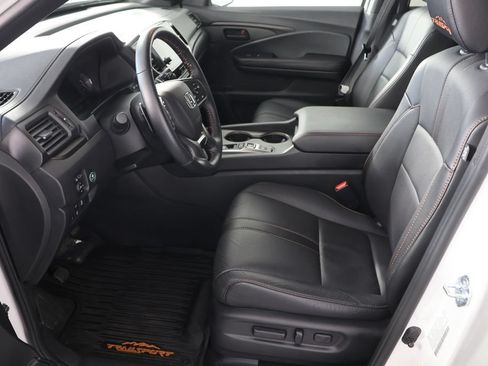 Used 2025 Honda Passport TrailSport image 20