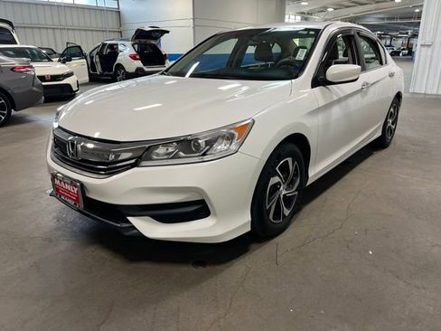 Used 2016 Honda Accord LX image 7