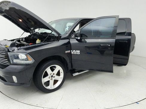 Used 2016 RAM 1500 Sport RWD image 10