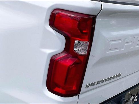 Used 2021 Chevrolet Silverado 1500 RST w/ Z71 Off-Road Package AWD/4WD image 30
