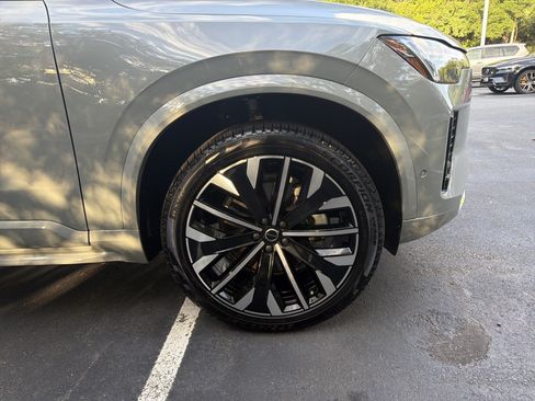 Used 2026 Volvo XC90 B6 Ultra w/ Lounge Package AWD/4WD image 13
