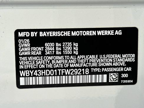 Used 2026 BMW i4 xDrive40i w/ M Sport Package AWD/4WD image 33
