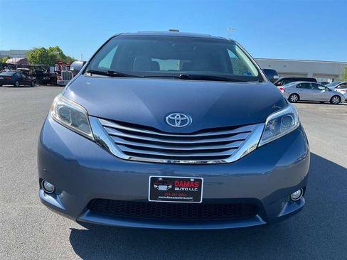 Used 2016 Toyota Sienna Limited Premium AWD/4WD image 4