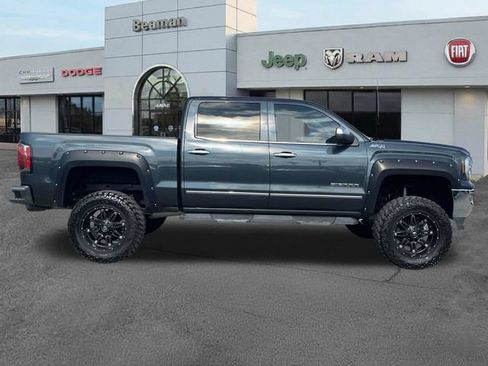Used 2017 GMC Sierra 1500 SLT AWD/4WD image 8
