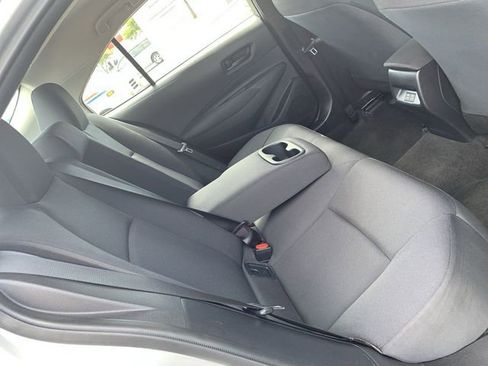 Used 2025 Toyota Corolla LE image 12