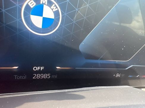 Used 2024 BMW X7 xDrive40i AWD/4WD image 1