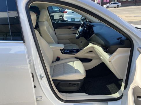 Used 2023 Buick Envision Avenir AWD/4WD image 38