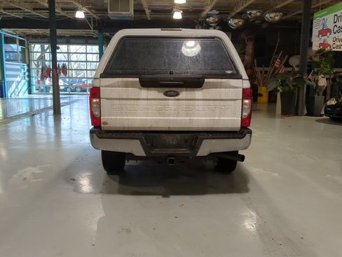 Used 2021 Ford F250 XL w/ STX Appearance Package image 9