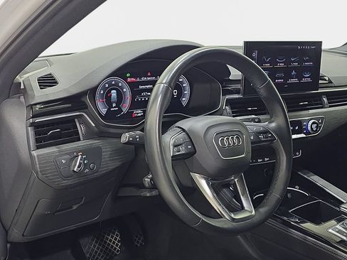 Used 2023 Audi A4 2.0T allroad Premium Plus w/ Premium Plus Package AWD/4WD image 18