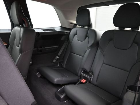 New 2025 Volvo XC90 T8 Core w/ Protection Package Premier image 26