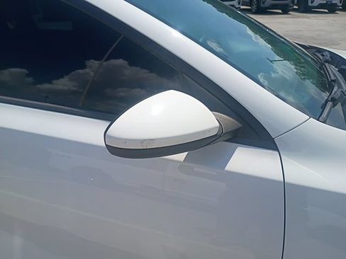 Used 2020 Kia Forte LXS FWD image 18