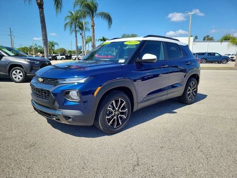Certified 2023 Chevrolet TrailBlazer ACTIV w/ Convenience Package FWD image 2