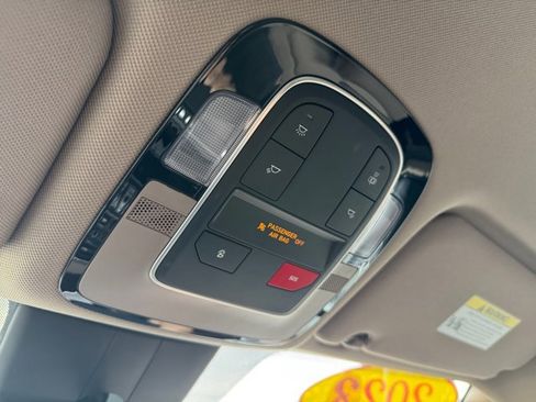 Certified 2023 Hyundai Santa Fe SEL AWD/4WD image 16