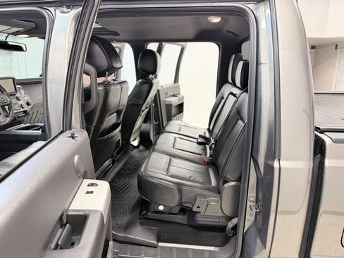Used 2014 Ford F250 Lariat w/ Lariat Ultimate Package image 35