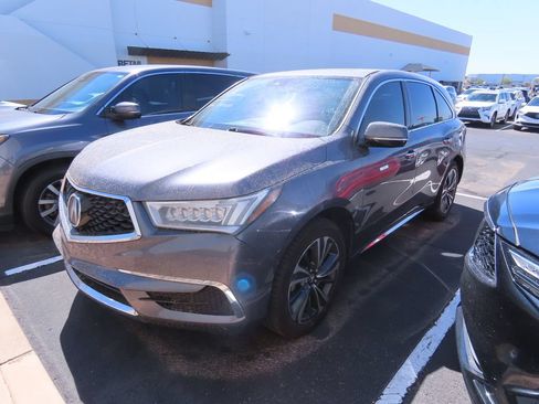 Used 2020 Acura MDX w/ Technology Package FWD image 2