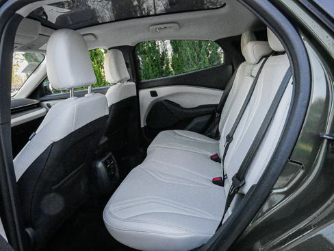 Used 2024 Ford Mustang Mach-E Premium image 8